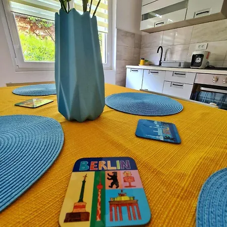 아파트 Berlin 소코 반자